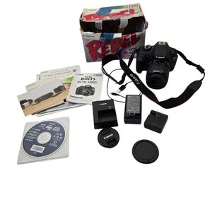 Canon EOS Rebal T5 EOS 1200 Digital Camera Black Lens Charger Neck Strap